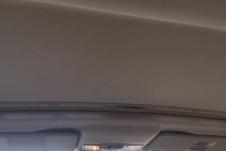 Used Bestune B50 2013 1.6L automatic luxury version Headliner