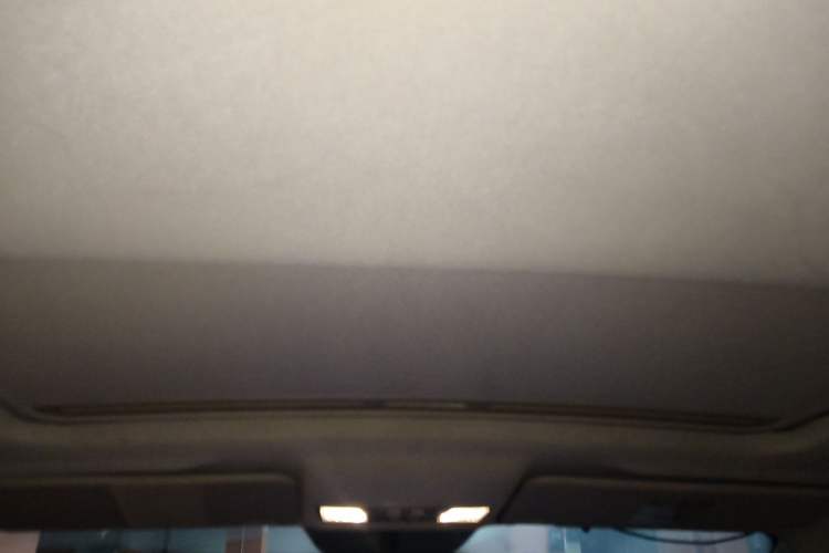 Used Bestune B50 2013 1.6L automatic luxury version Headliner