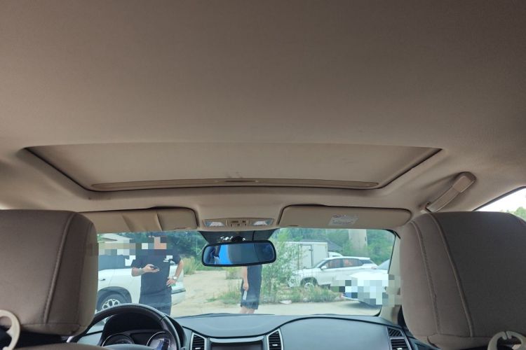 Used Bestune B50 2013 1.6L automatic luxury version Headliner