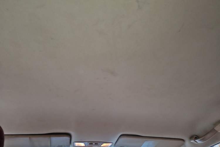Used Bestune B50 2013 1.6L manual Comfort trim level Headliner
