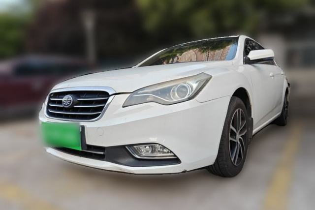 Bestune B50 2013 1.6L manual luxury version usado