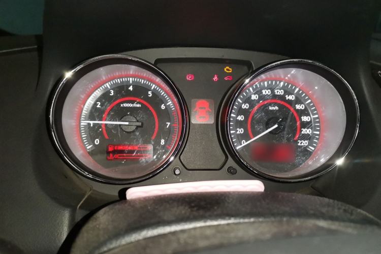 Used Bestune B50 2013 1.6L automatic luxury version Instrument Cluster
