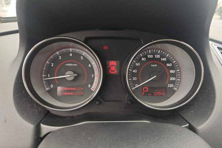 Used Bestune B50 2013 1.6L automatic luxury version Instrument Cluster
