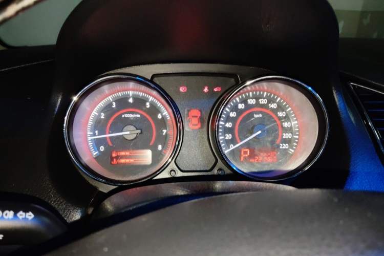 Used Bestune B50 2013 1.6L automatic luxury version Instrument Cluster