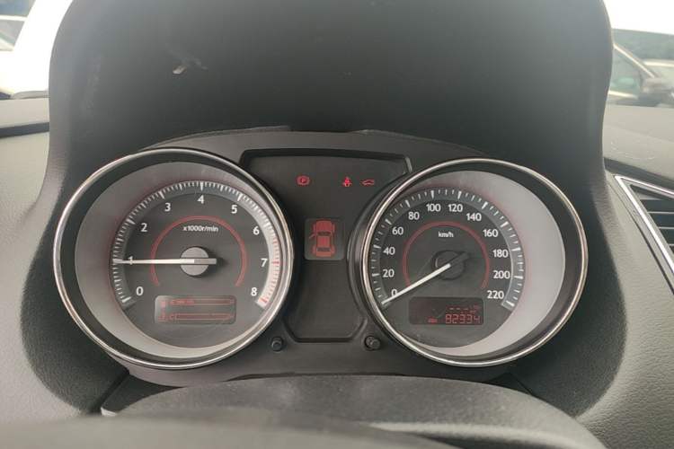 Used Bestune B50 2013 1.6L manual luxury version Instrument Cluster