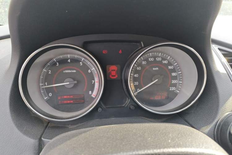 Used Bestune B50 2013 1.6L manual luxury version Instrument Cluster