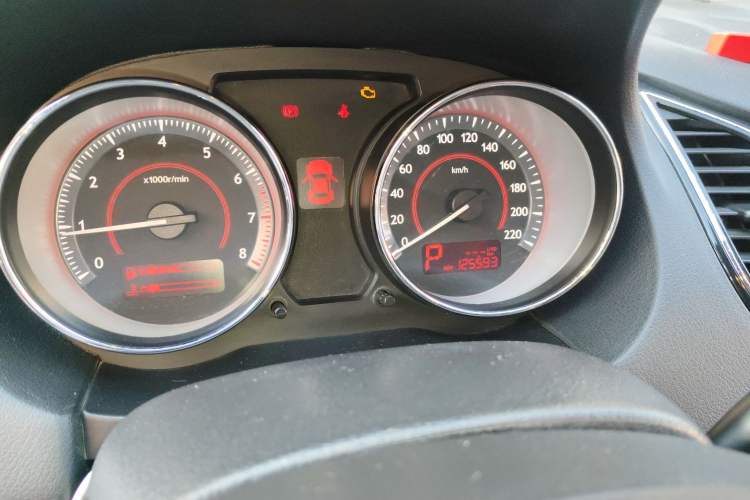 Used Bestune B50 2013 1.6L automatic luxury version Instrument Cluster