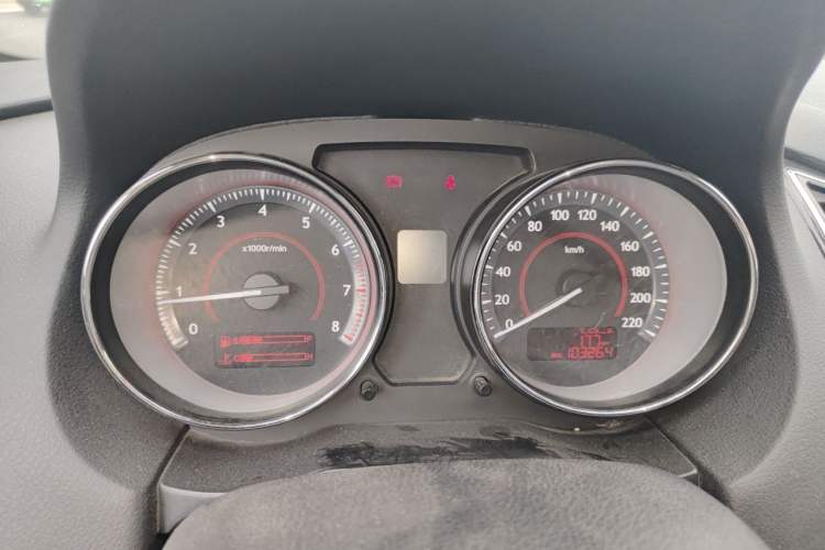 Used Bestune B50 2013 1.6L manual luxury version Instrument Cluster