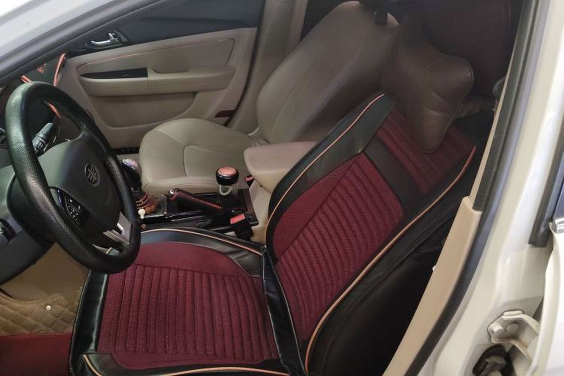 Used Bestune B50 2013 1.6L manual Comfort trim level Left Front Seat