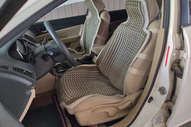 Used Bestune B50 2013 1.6L manual Comfort trim level Left Front Seat