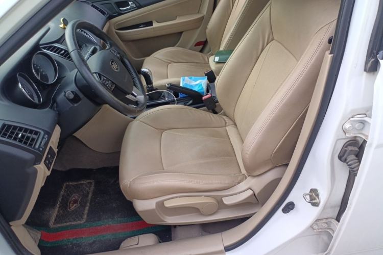 Used Bestune B50 2013 1.6L manual luxury version Left Front Seat