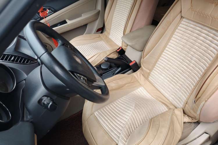Used Bestune B50 2013 1.6L manual luxury version Left Front Seat
