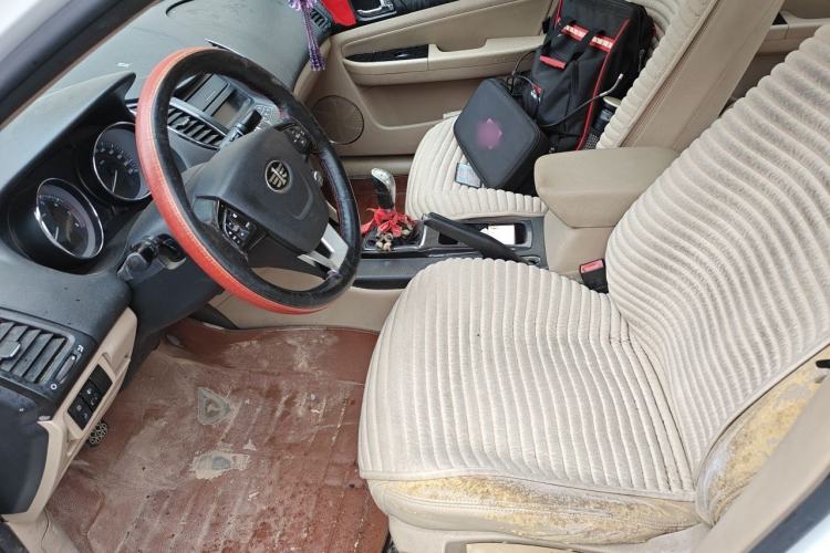 Used Bestune B50 2013 1.6L manual luxury version Left Front Seat