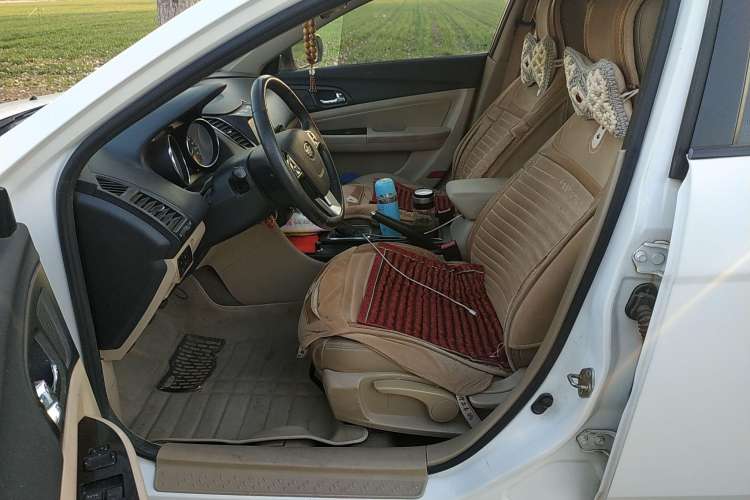Used Bestune B50 2013 1.6L manual luxury version Left Front Seat