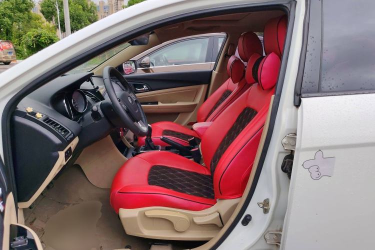 Used Bestune B50 2013 1.6L manual luxury version Left Front Seat