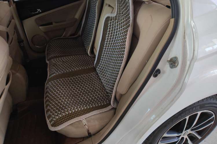 Used Bestune B50 2013 1.6L manual Comfort trim level Left Rear Seat