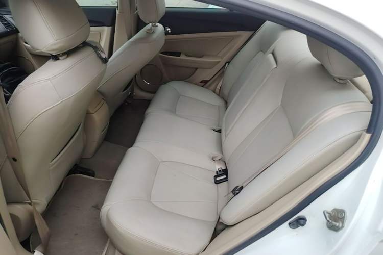 Used Bestune B50 2013 1.6L manual Comfort trim level Left Rear Seat