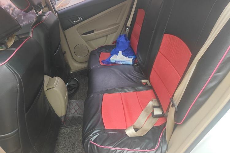 Used Bestune B50 2013 1.6L manual luxury version Left Rear Seat