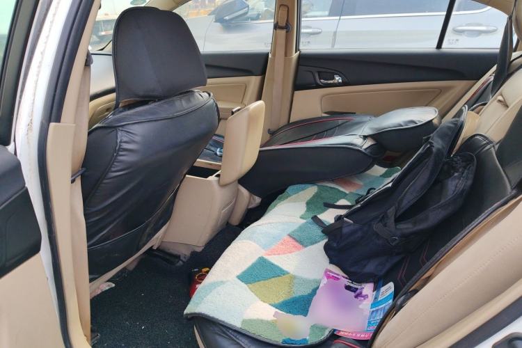 Used Bestune B50 2013 1.6L manual luxury version Left Rear Seat