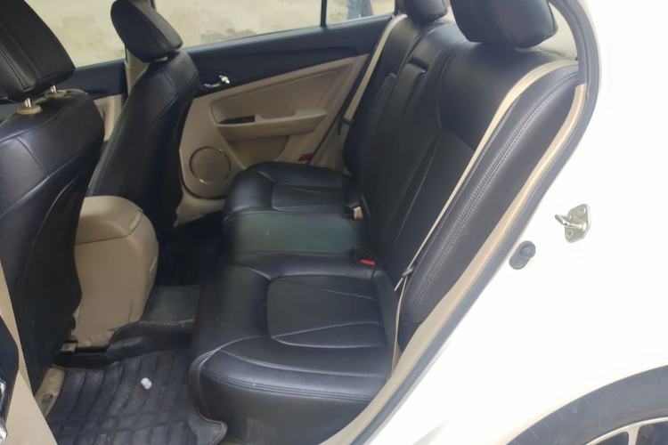 Used Bestune B50 2013 1.6L manual Comfort trim level Left Rear Seat