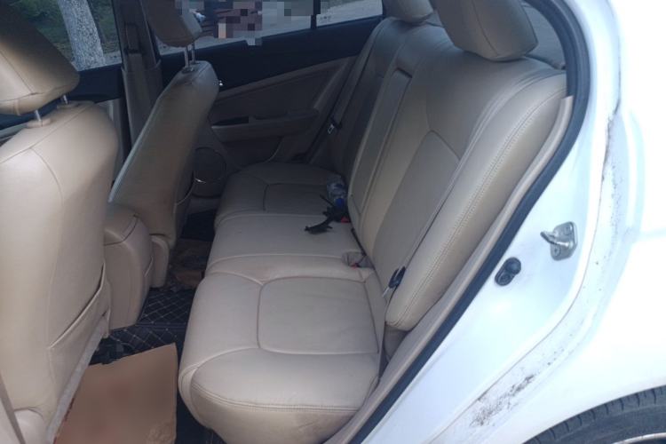 Used Bestune B50 2013 1.8L automatic comfort version Left Rear Seat