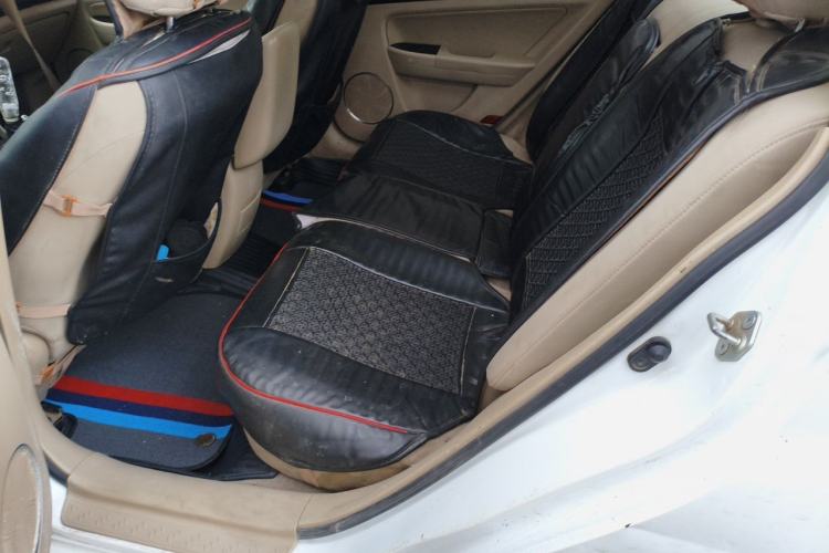 Used Bestune B50 2013 1.6L manual luxury version Left Rear Seat