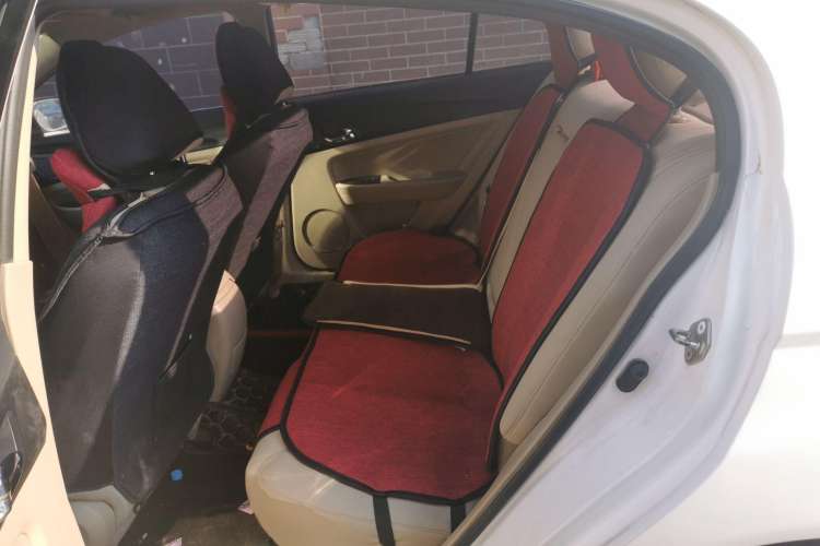 Used Bestune B50 2013 1.6L manual Comfort trim level Left Rear Seat