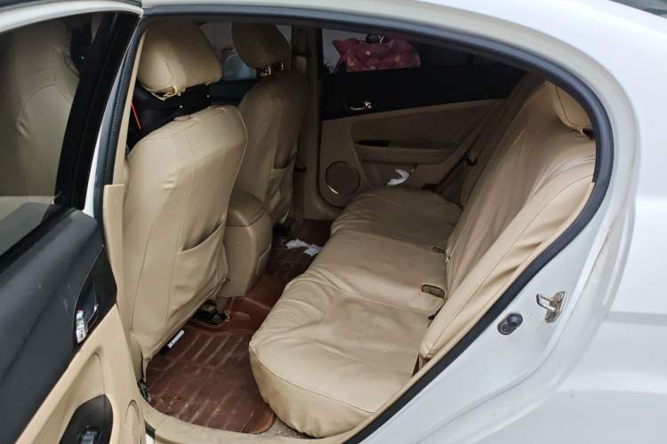 Used Bestune B50 2013 1.6L manual Comfort trim level Left Rear Seat