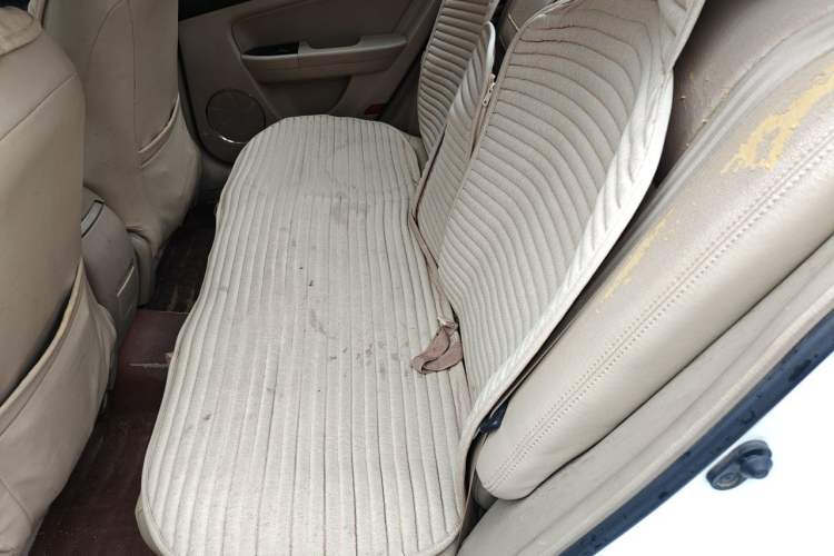 Used Bestune B50 2013 1.6L manual luxury version Left Rear Seat