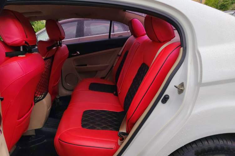 Used Bestune B50 2013 1.6L manual luxury version Left Rear Seat