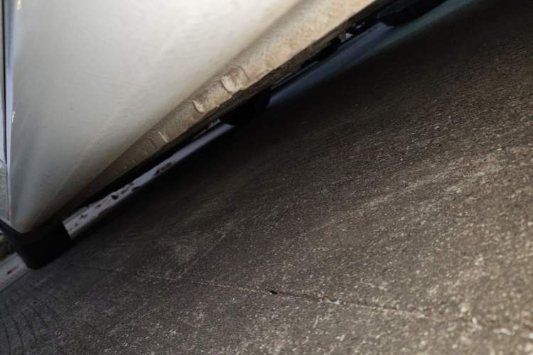 Used Bestune B50 2013 1.6L manual luxury version Left Side Sill