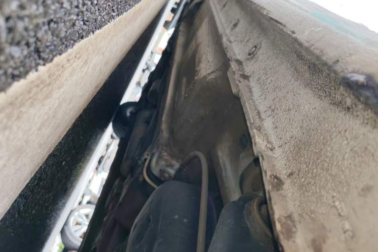 Used Bestune B50 2013 1.6L manual luxury version Left Side Sill