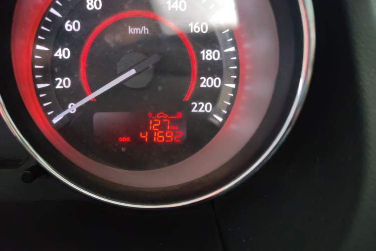 Used Bestune B50 2013 1.6L manual Comfort trim level Odometer Close Up