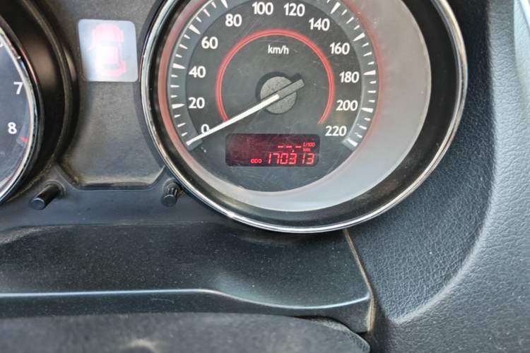 Used Bestune B50 2013 1.6L manual Comfort trim level Odometer Close Up
