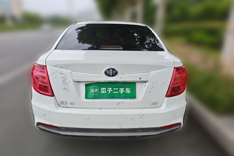 Used Bestune B50 2013 1.6L manual Comfort trim level Rear