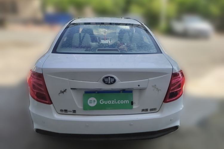 Used Bestune B50 2013 1.6L automatic luxury version Rear