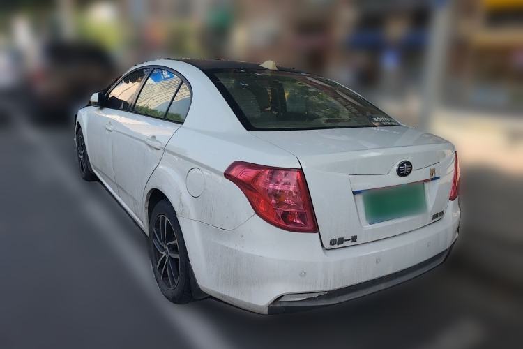 Used Bestune B50 2013 1.6L manual Comfort trim level Rear Left 45 Deg