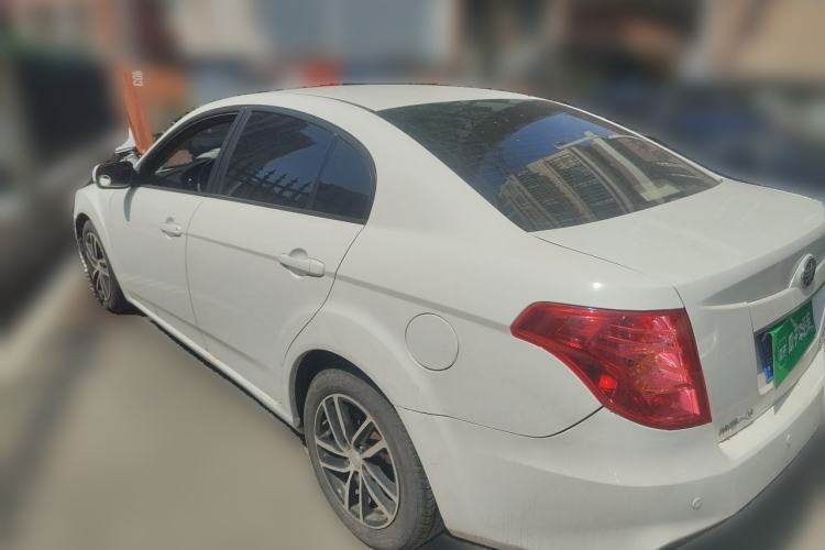 Used Bestune B50 2013 1.6L automatic luxury version Rear Left 45 Deg