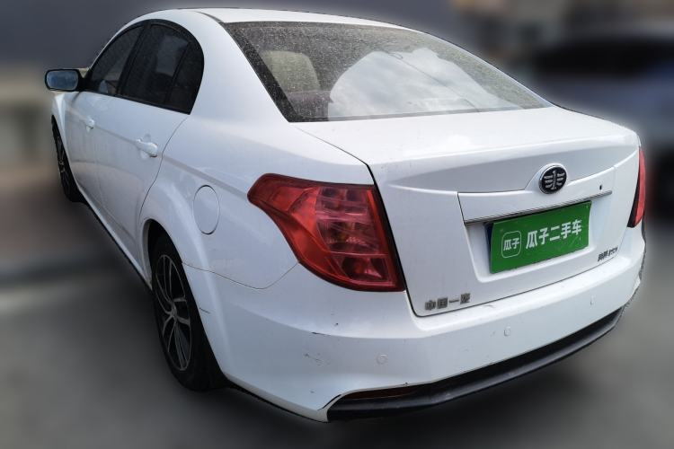 Used Bestune B50 2013 1.6L automatic luxury version
