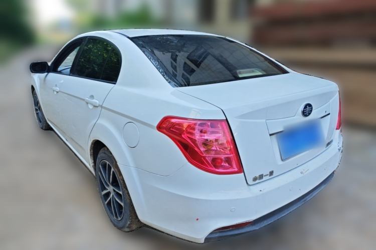 Used Bestune B50 2013 1.6L manual Comfort trim level Rear Left 45 Deg