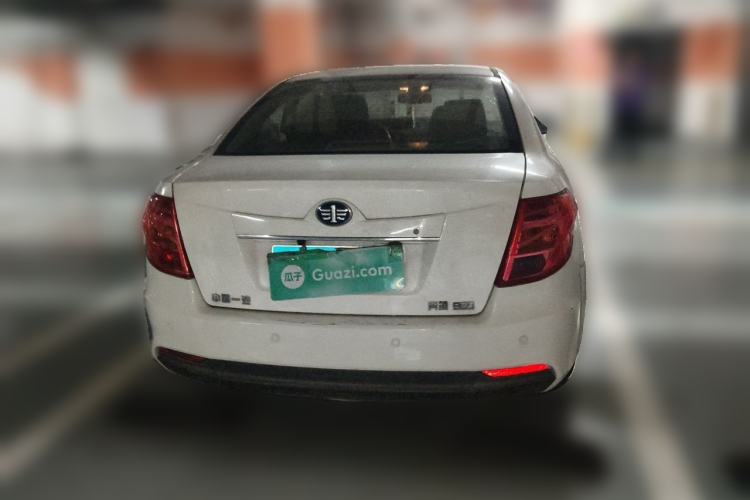 Used Bestune B50 2013 1.6L automatic luxury version Rear