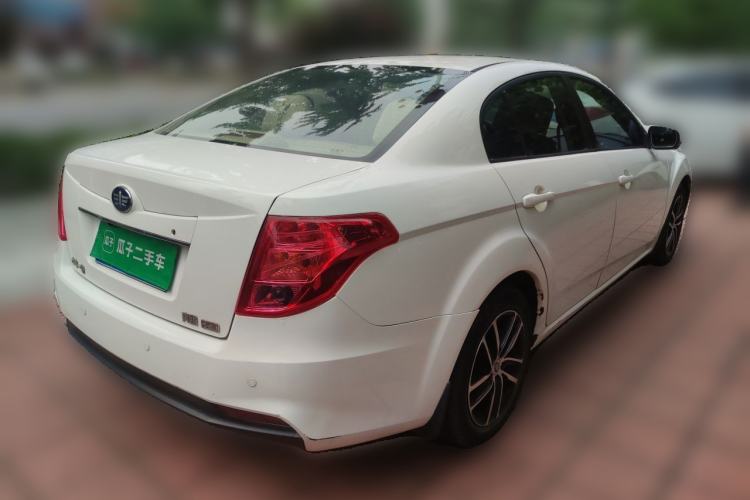 Used Bestune B50 2013 1.6L manual Comfort trim level Rear Right 45 Deg