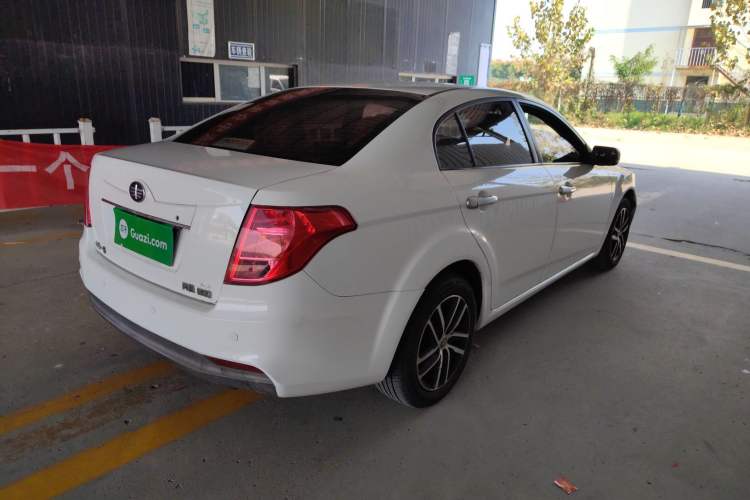 Used Bestune B50 2013 1.6L manual Comfort trim level Rear Right 45 Deg