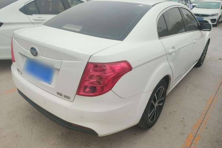 Used Bestune B50 2013 1.6L manual luxury version Rear Right 45 Deg