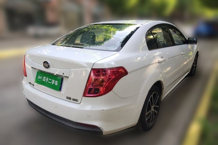 Used Bestune B50 2013 1.6L manual Comfort trim level Rear Right 45 Deg