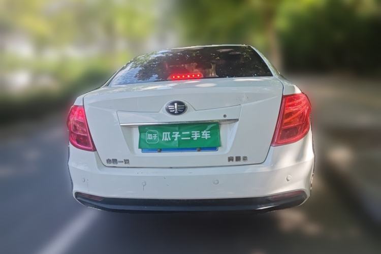 Used Bestune B50 2013 1.6L automatic luxury version Rear