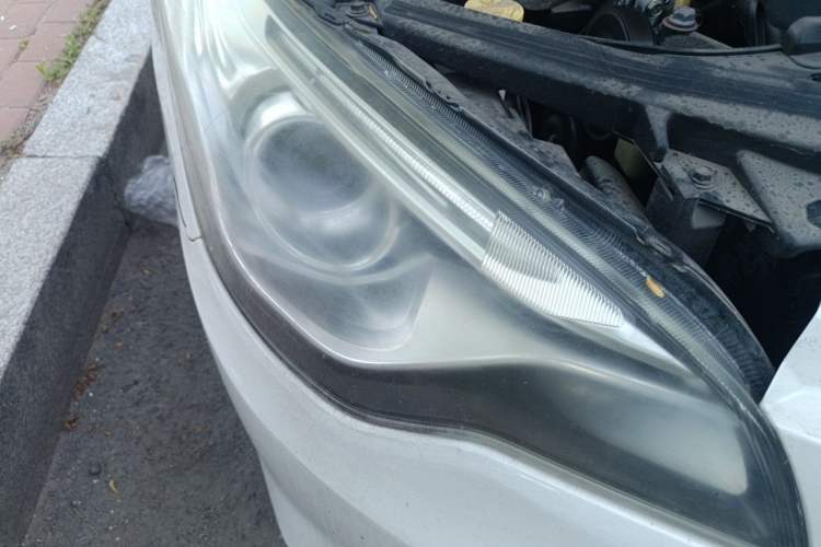Used Bestune B50 2013 1.8L automatic comfort version Right Front Headlight
