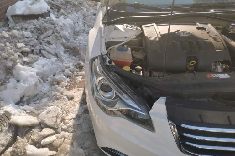 Used Bestune B50 2013 1.6L manual Comfort trim level Right Front Headlight
