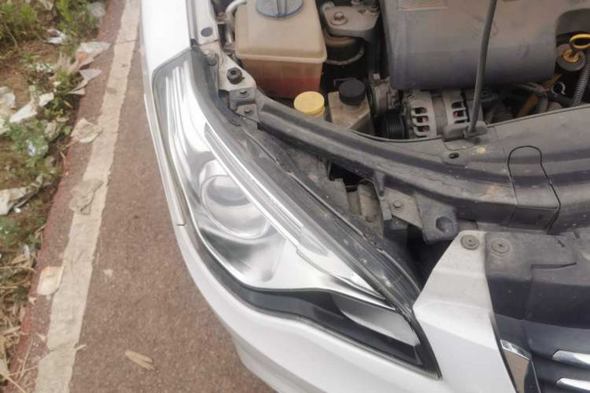 Used Bestune B50 2013 1.6L manual luxury version Right Front Headlight