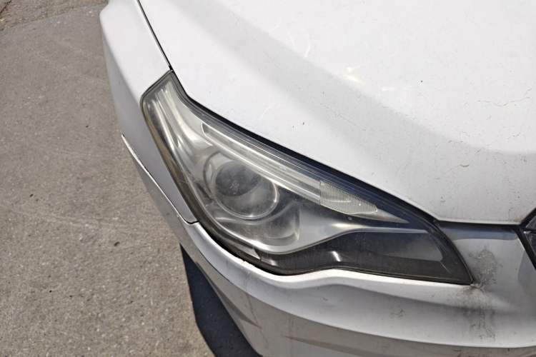 Used Bestune B50 2013 1.6L automatic luxury version Right Front Headlight